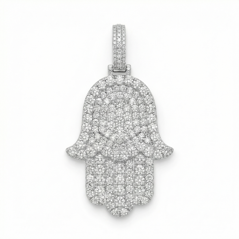 Flawless Round Cut Hamsa