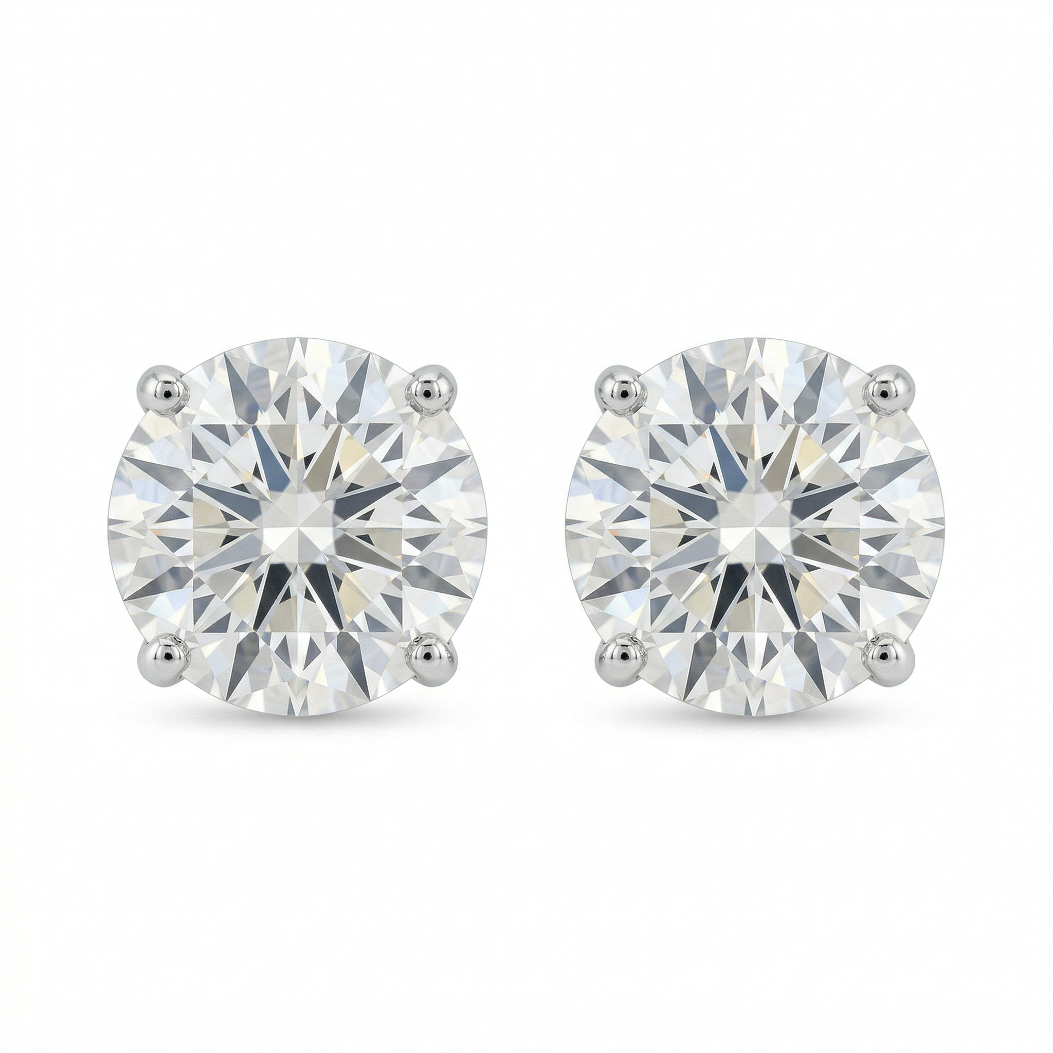 Diamond Flawless Round Cut Studs(8mm)
